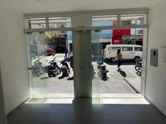 #09 - Sala para Locação em São Lourenço - MG