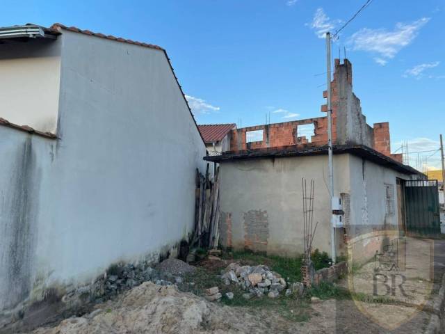 Casa para Venda em São Lourenço - 5