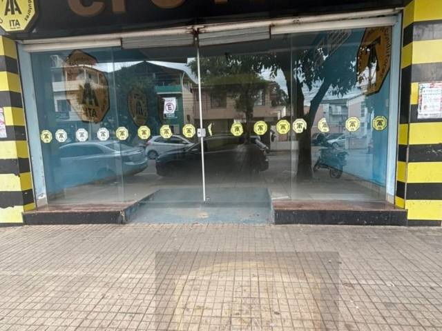 #51 - Sala para Locação em São Lourenço - MG