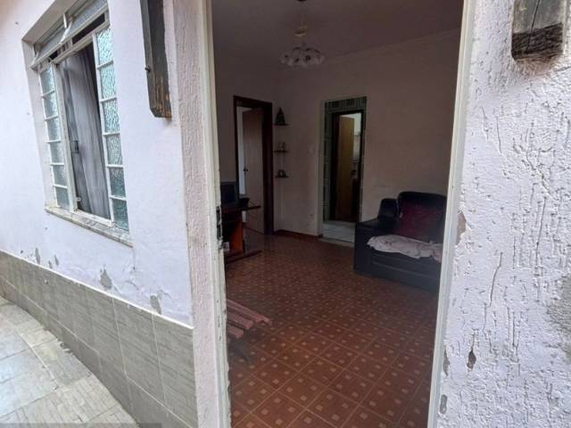#48 - Casa para Venda em São Lourenço - MG